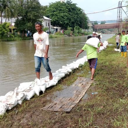 Langkah Cepat Penanganan Banjir Akibat Luapan Sungai Kedung Uling